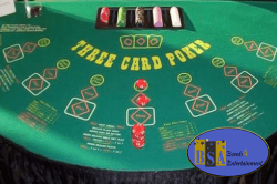 3 Card Poker table