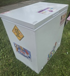 20250618 121543 1750266471 Ice Cream cart (Large)